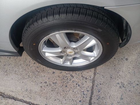 Used 2005 Chevrolet Malibu LS w/ Preferred Equipment Group image 12