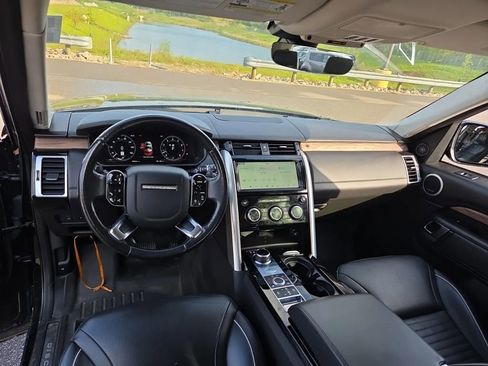 Used 2019 Land Rover Discovery HSE Luxury AWD/4WD image 8