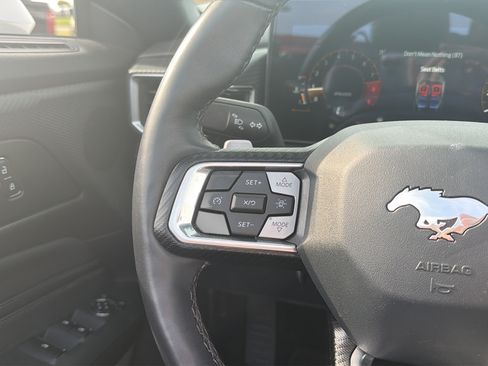Used 2025 Ford Mustang GT Premium RWD image 30