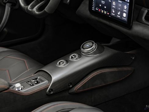 Used 2023 Maserati MC20 Spyder RWD image 71