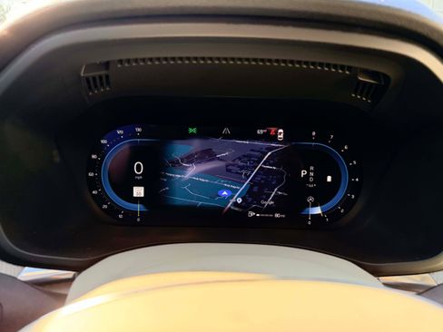 Certified 2023 Volvo XC60 B5 Plus w/ Climate Package image 20