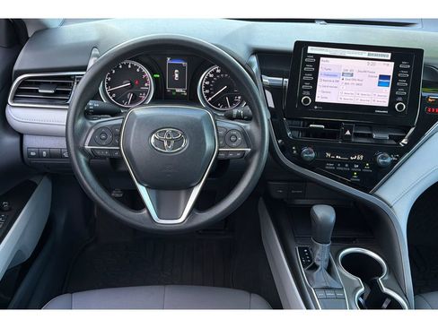 Used 2024 Toyota Camry LE w/ Convenience Package FWD image 15