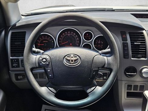 Used 2013 Toyota Tundra 2WD CrewMax w/ SR5 Pkg image 17