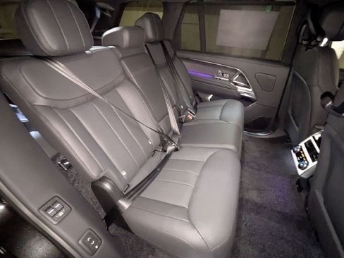 New 2026 Land Rover Range Rover Long Wheelbase SE AWD/4WD image 29