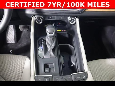 Used 2024 Toyota Grand Highlander AWD image 28