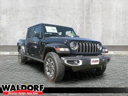 New 2025 Jeep Gladiator Sport w/ Premium Package
