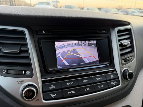 Used 2017 Hyundai Tucson SE image 28