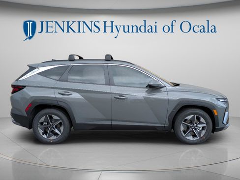 New 2026 Hyundai Tucson SEL FWD image 2