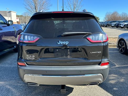 Used 2019 Jeep Cherokee Limited image 4