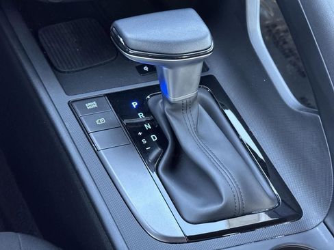 Certified 2025 Hyundai Elantra Sport w/ Cargo Package image 14