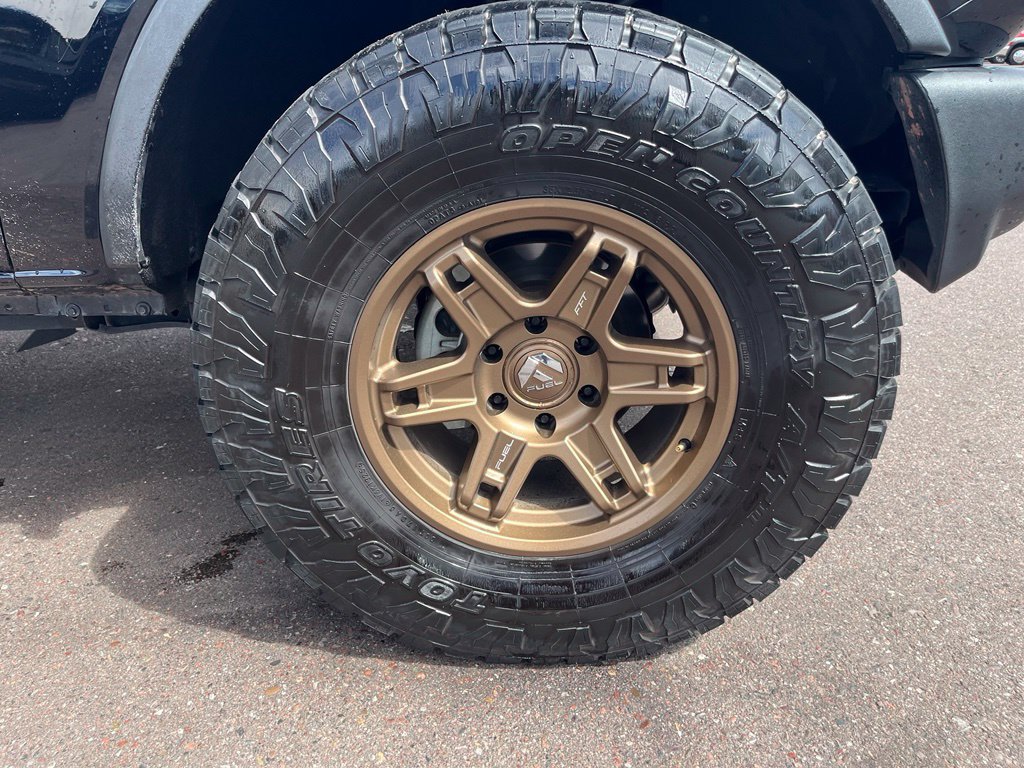 Used 2025 Ford Bronco 4-Door AWD/4WD image 4