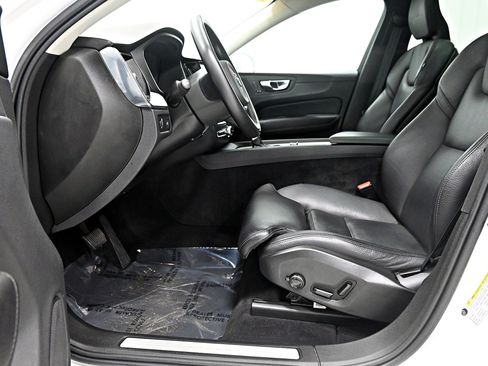 Used 2020 Volvo XC60 T6 Inscription AWD/4WD image 5