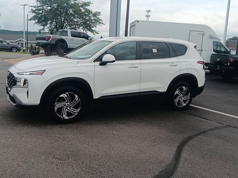 Used 2023 Hyundai Santa Fe SE AWD/4WD image 10
