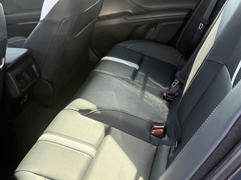 Used 2025 Toyota Camry SE image 23