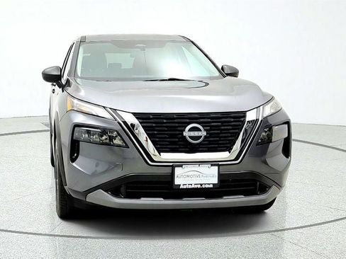 Used 2023 Nissan Rogue S AWD/4WD image 2
