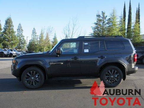 New 2026 Toyota Land Cruiser image 6