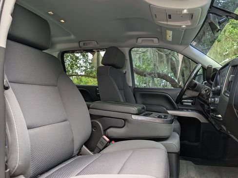 Used 2018 Chevrolet Silverado 1500 LT w/ All Star Edition AWD/4WD image 19