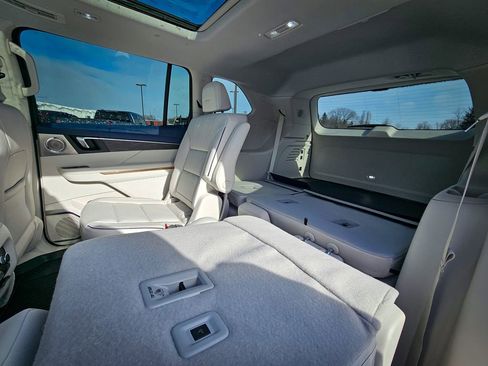 New 2026 Buick Enclave Avenir w/ Super Cruise Package image 40