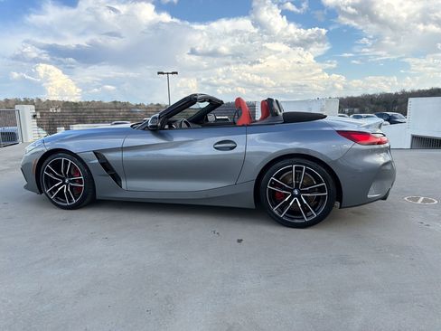 Certified 2023 BMW Z4 M40i w/ Premium Package image 25