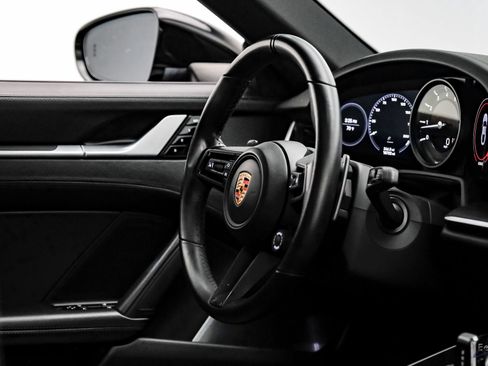 Used 2020 Porsche 911 Carrera 4S image 50