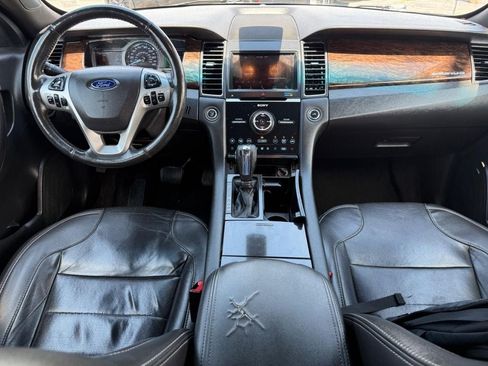 Used 2019 Ford Taurus Limited FWD image 12