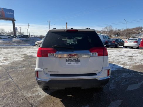 Used 2017 GMC Terrain SLE w/ Convenience Package image 5