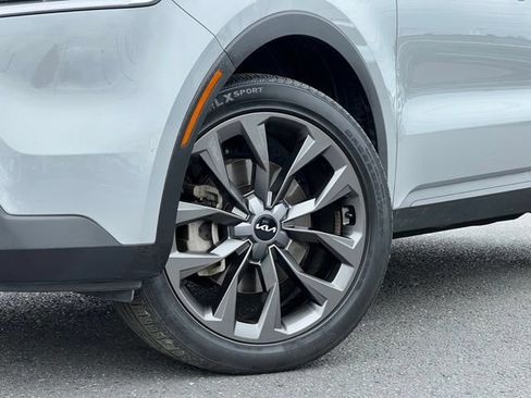 Certified 2023 Kia Sorento X-Line EX AWD/4WD image 2