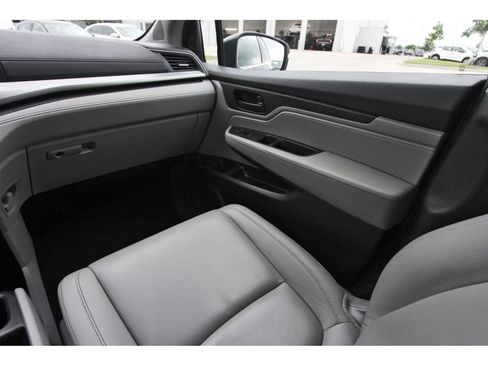 Used 2019 Honda Odyssey EX-L image 13