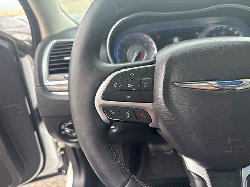 Used 2016 Chrysler 300 C w/ Safetytec Plus Group RWD image 17