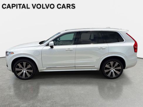 Certified 2024 Volvo XC90 T8 Plus w/ Protection Package Premier AWD/4WD image 8