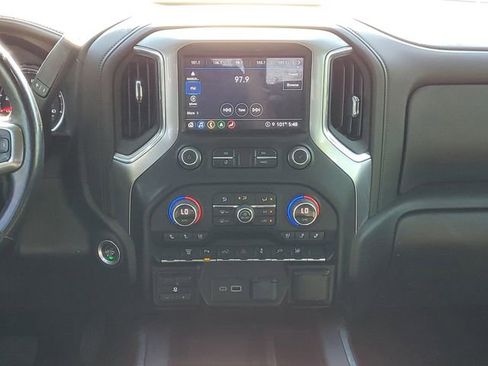 Used 2022 Chevrolet Silverado 3500 LTZ w/ LTZ Convenience Package AWD/4WD image 35