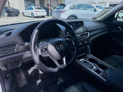 Certified 2020 Honda Accord EX-L image 9