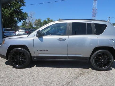 Used 2015 Jeep Compass Sport w/ Power Value Group FWD image 5