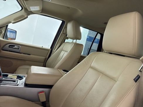 Used 2015 Ford Expedition Limited image 11