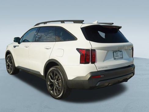 Used 2023 Kia Sorento X-Line EX image 6