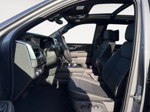 New 2026 GMC Yukon XL Elevation w/ Elevation Premium Package image 10