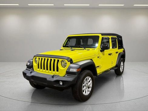 Used 2023 Jeep Wrangler Sport S image 15