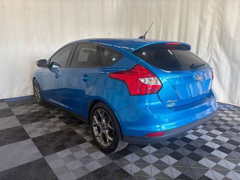 Used 2014 Ford Focus SE w/ Equipment Group 201A FWD image 5