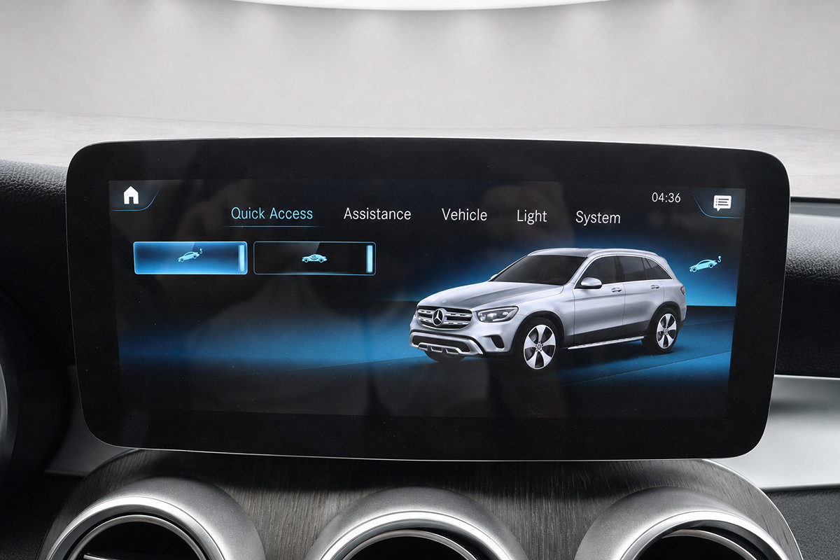 Used 2021 Mercedes-Benz GLC 300 w/ Premium Package image 35