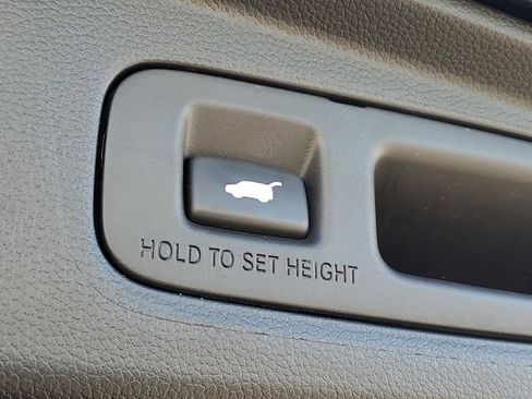 Used 2024 Honda CR-V EX-L image 8