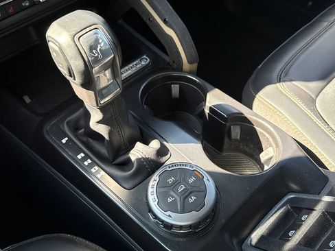 Certified 2025 Ford Bronco Badlands AWD/4WD image 28