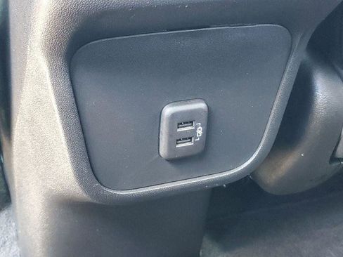 Used 2023 Chevrolet Equinox LT FWD image 26