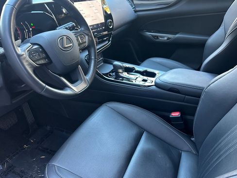 Used 2023 Lexus NX 350 AWD image 11