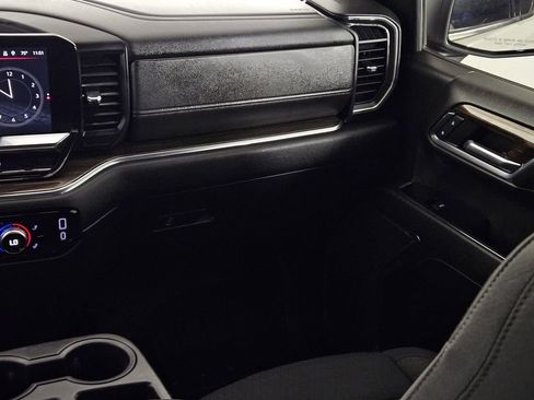 Used 2024 GMC Sierra 1500 Elevation AWD/4WD image 7