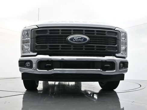 Used 2026 Ford F250 XL w/ XL Chrome Package RWD image 27