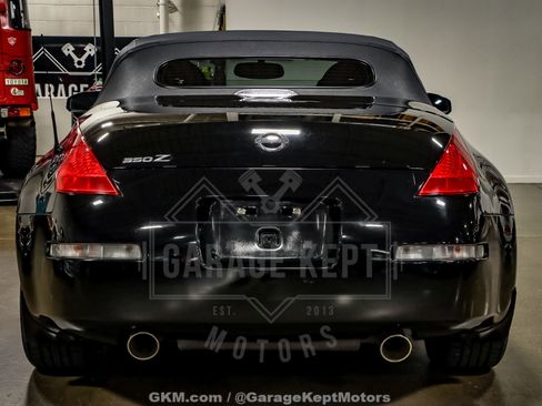 Used 2004 Nissan 350Z Touring image 45