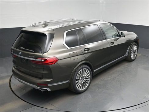 Used 2021 BMW X7 xDrive40i w/ Premium Package image 53