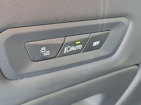 Certified 2024 BMW X5 sDrive40i w/ Premium Package RWD image 24