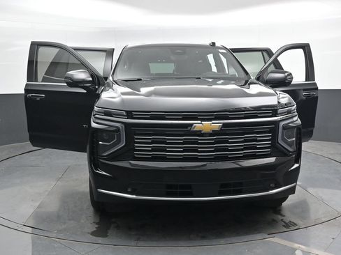 Used 2025 Chevrolet Tahoe High Country AWD/4WD image 48