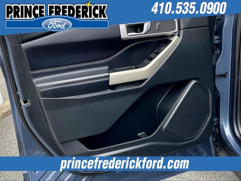 Used 2021 Ford Explorer XLT image 21